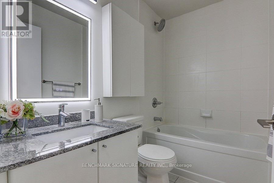 2308 - 33 Bay Street, Toronto, Ontario  M5J 2Z3 - Photo 14 - C12548050