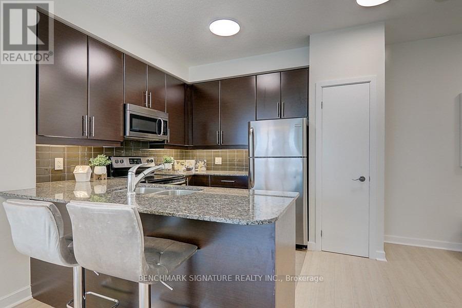 2308 - 33 Bay Street, Toronto, Ontario  M5J 2Z3 - Photo 6 - C12548050