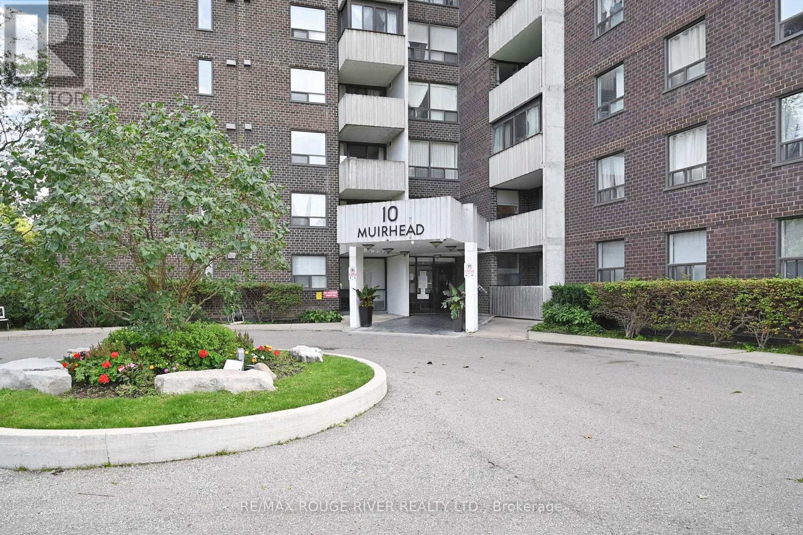 210 - 10 Muirhead Road, Toronto, Ontario  M2J 4P9 - Photo 3 - C12548060
