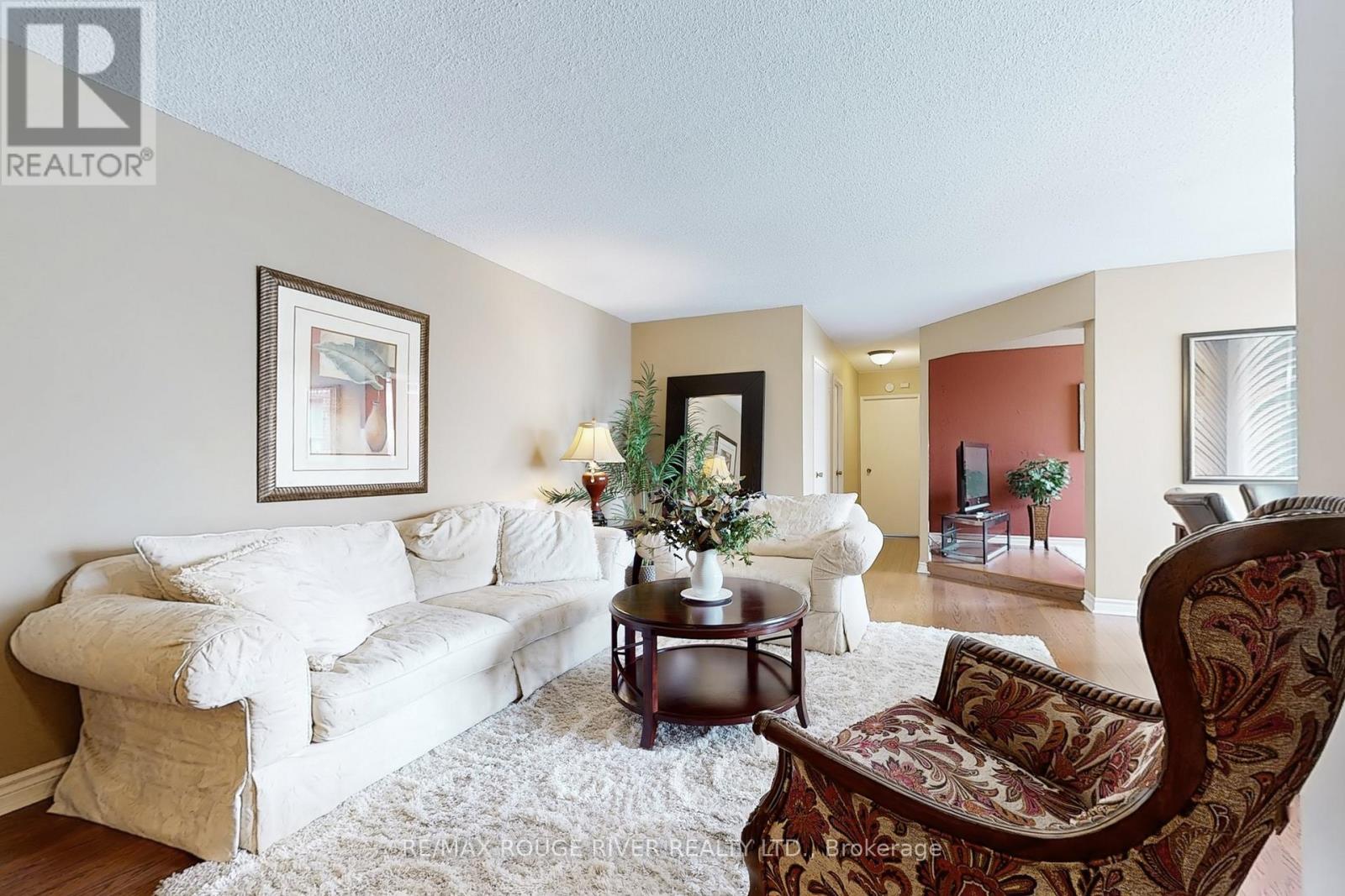 210 - 10 Muirhead Road, Toronto, Ontario  M2J 4P9 - Photo 6 - C12548060