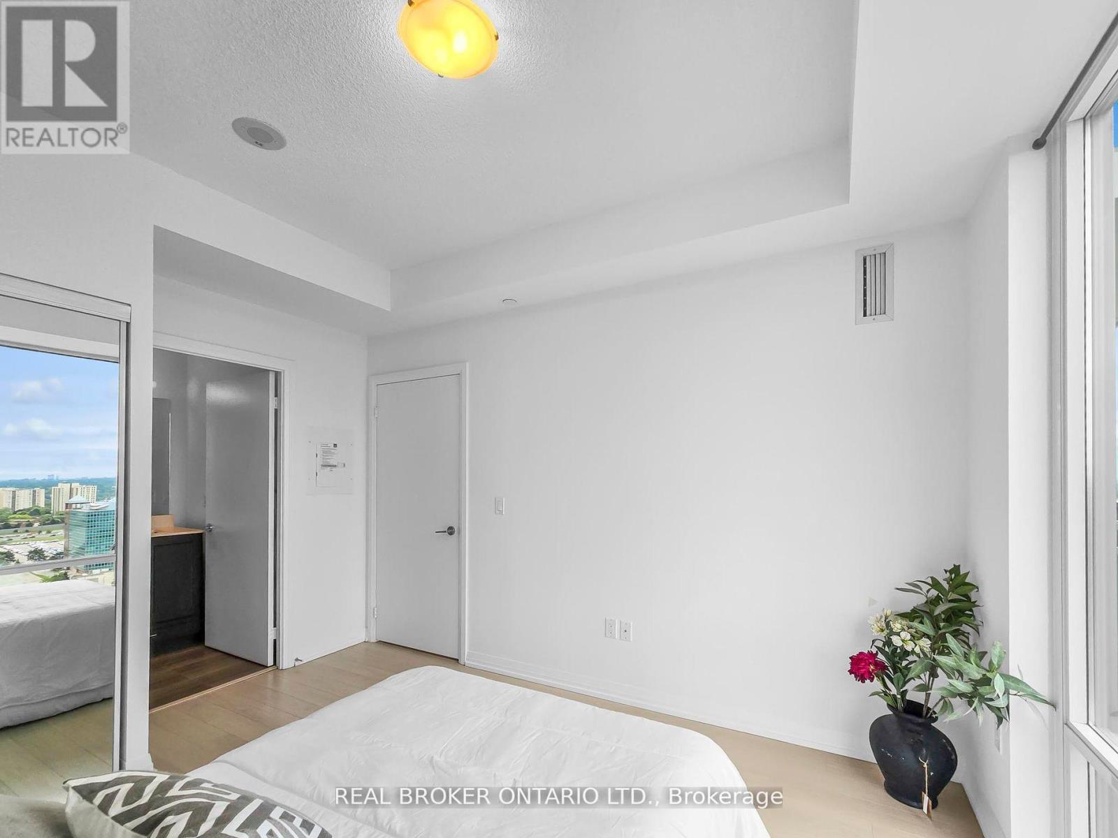 2210 - 55 Ann O'reilly Road, Toronto, Ontario  M2J 0E1 - Photo 10 - C12548064