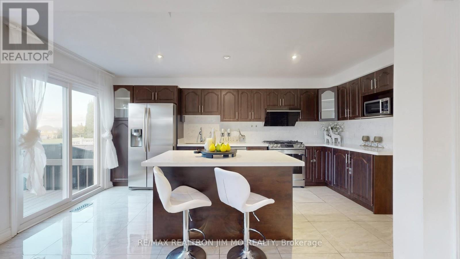 431 Stone Road, Aurora, Ontario L4G 6Z5 - Photo 12 - N12543880