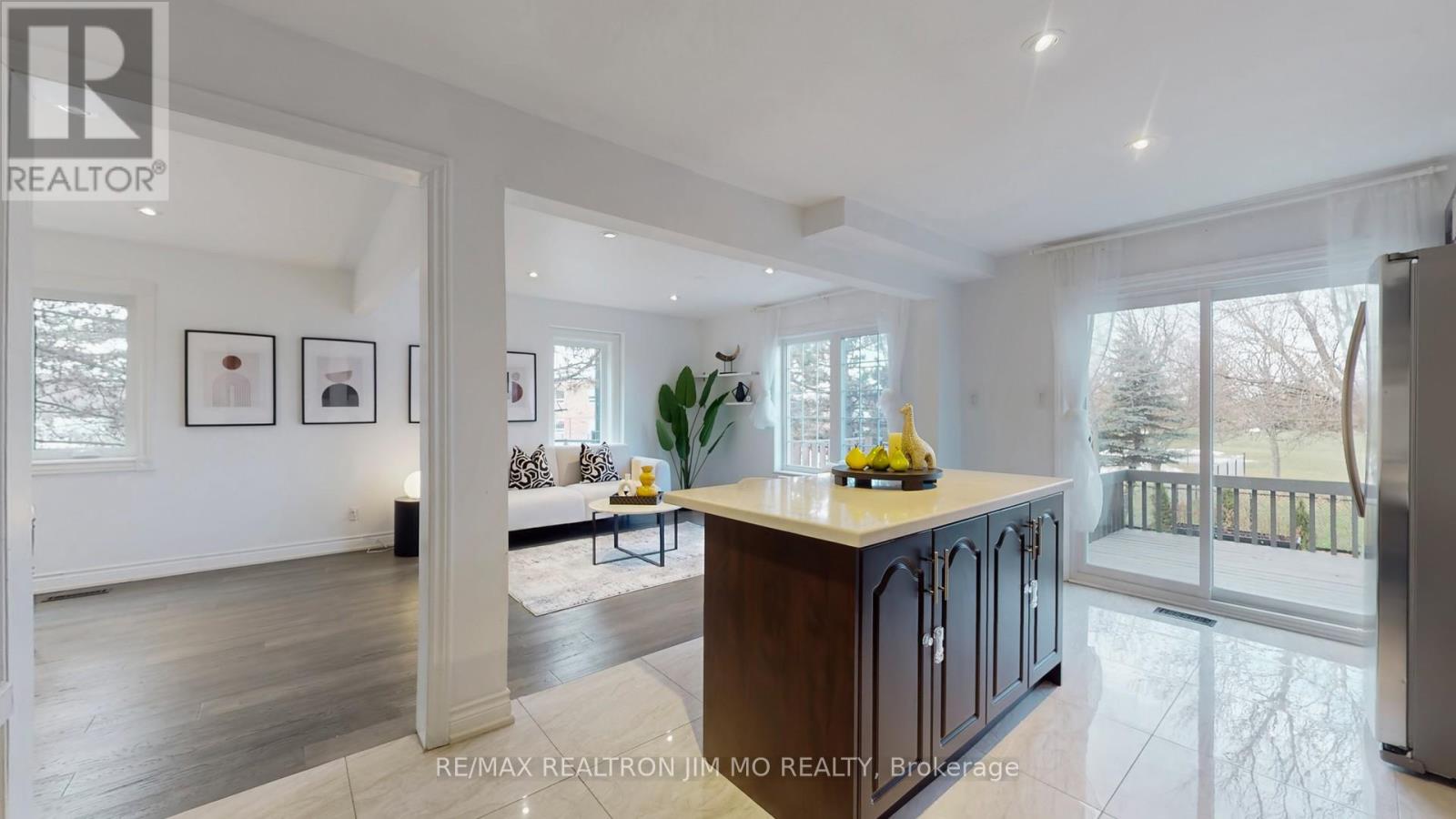 431 Stone Road, Aurora, Ontario L4G 6Z5 - Photo 17 - N12543880