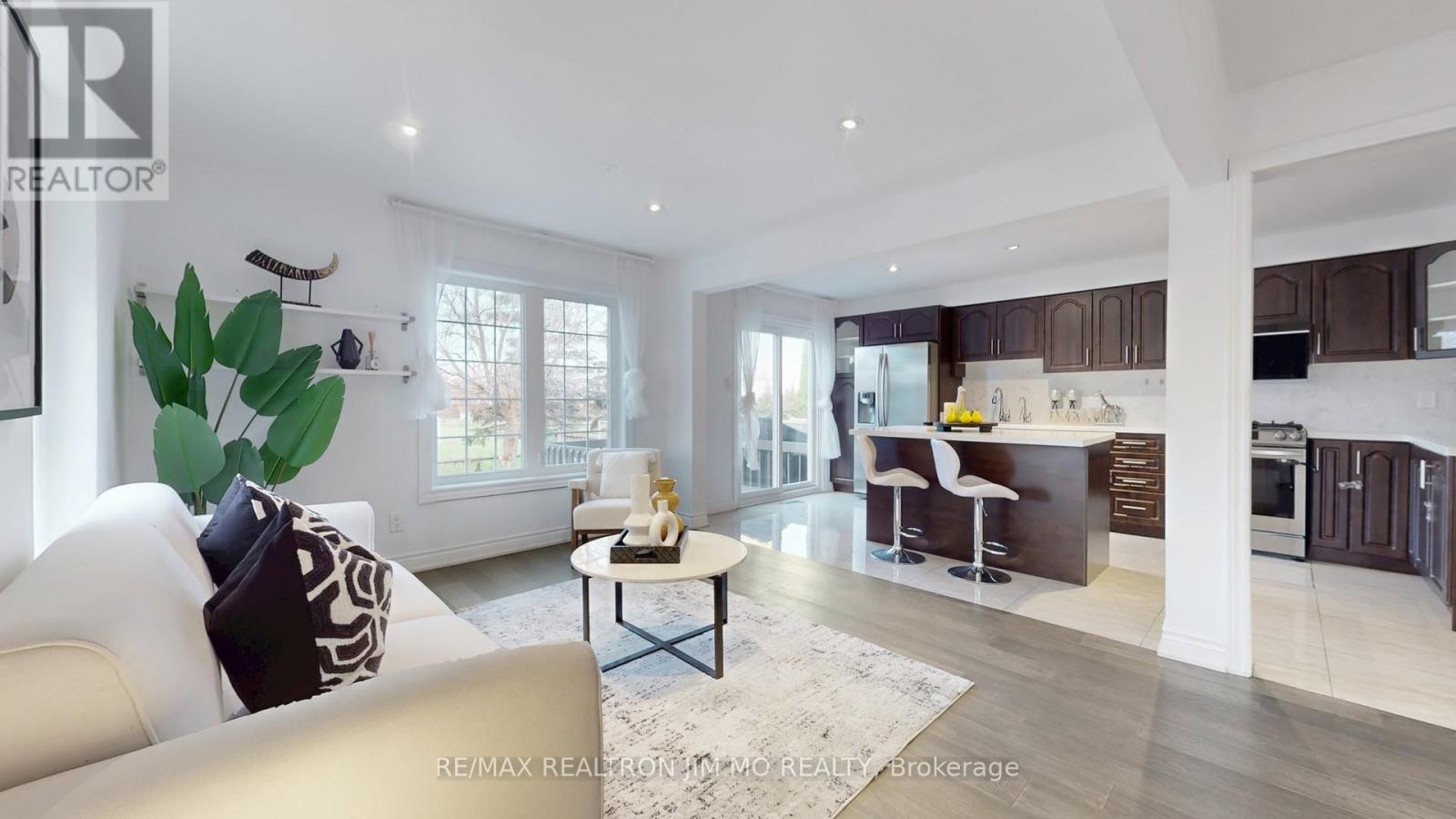 431 Stone Road, Aurora, Ontario L4G 6Z5 - Photo 7 - N12543880