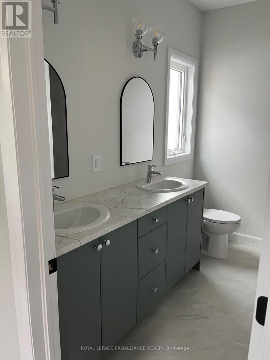 29 Schmidt Way, Quinte West, Ontario  K8V 0L5 - Photo 13 - X12470149