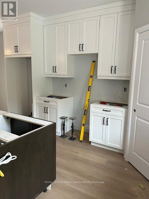 29 Schmidt Way, Quinte West, Ontario  K8V 0L5 - Photo 6 - X12470149