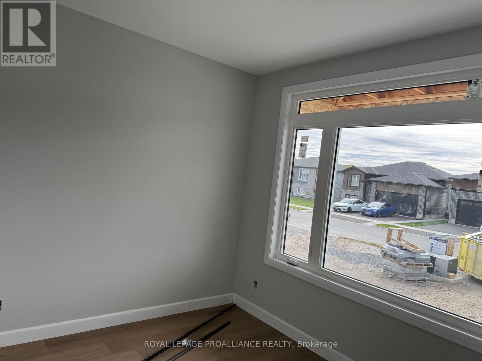 29 Schmidt Way, Quinte West, Ontario  K8V 0L5 - Photo 3 - X12470149