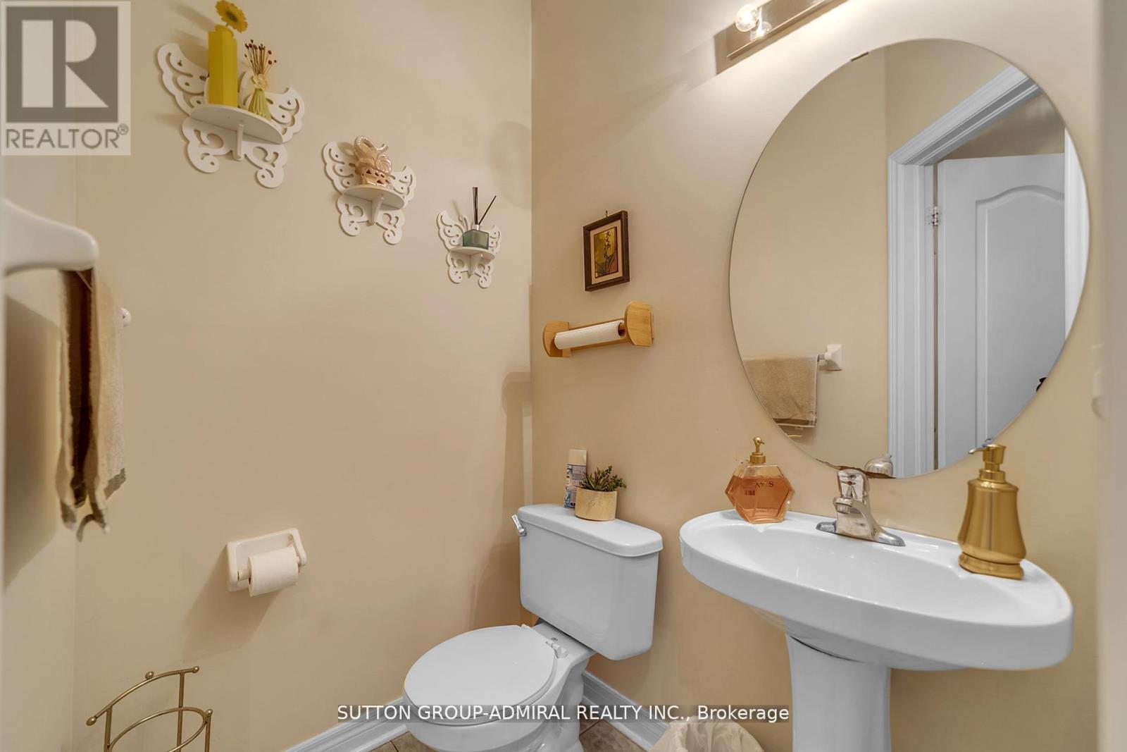 70 Blackforest Drive, Richmond Hill, Ontario  L4E 4R5 - Photo 12 - N12548032