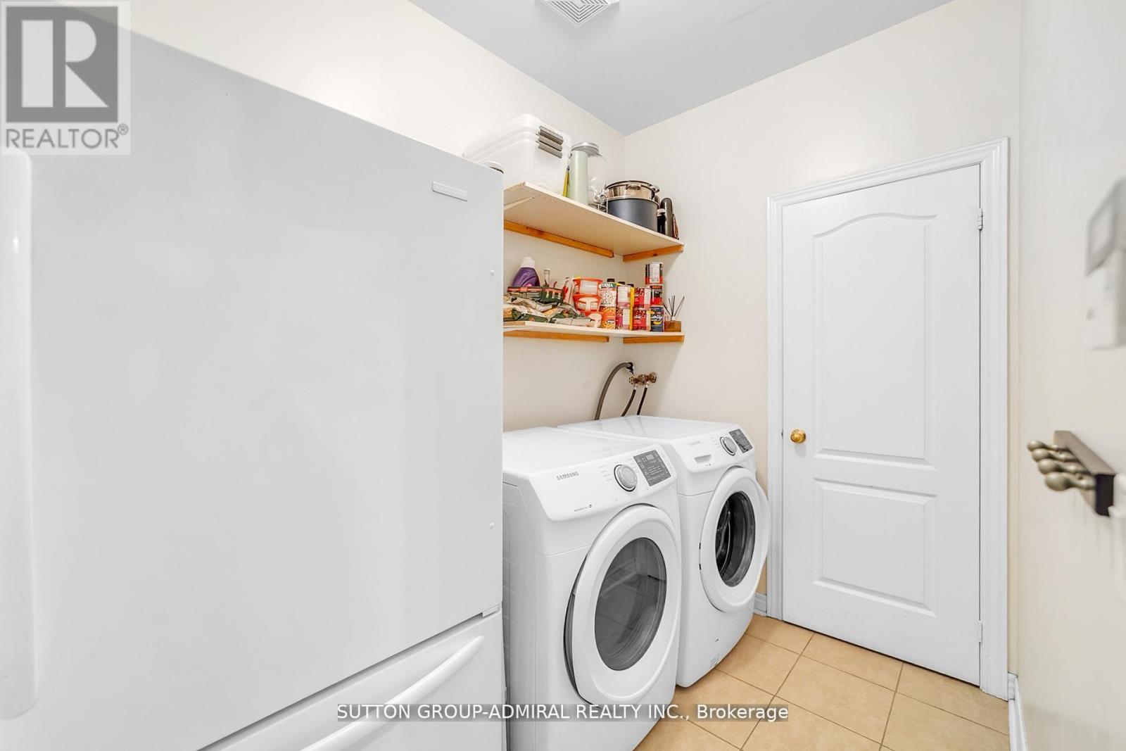 70 Blackforest Drive, Richmond Hill, Ontario  L4E 4R5 - Photo 13 - N12548032