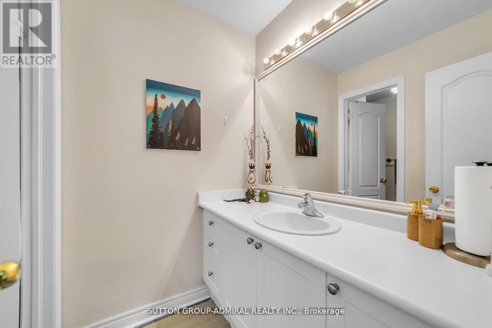 70 Blackforest Drive, Richmond Hill, Ontario  L4E 4R5 - Photo 23 - N12548032