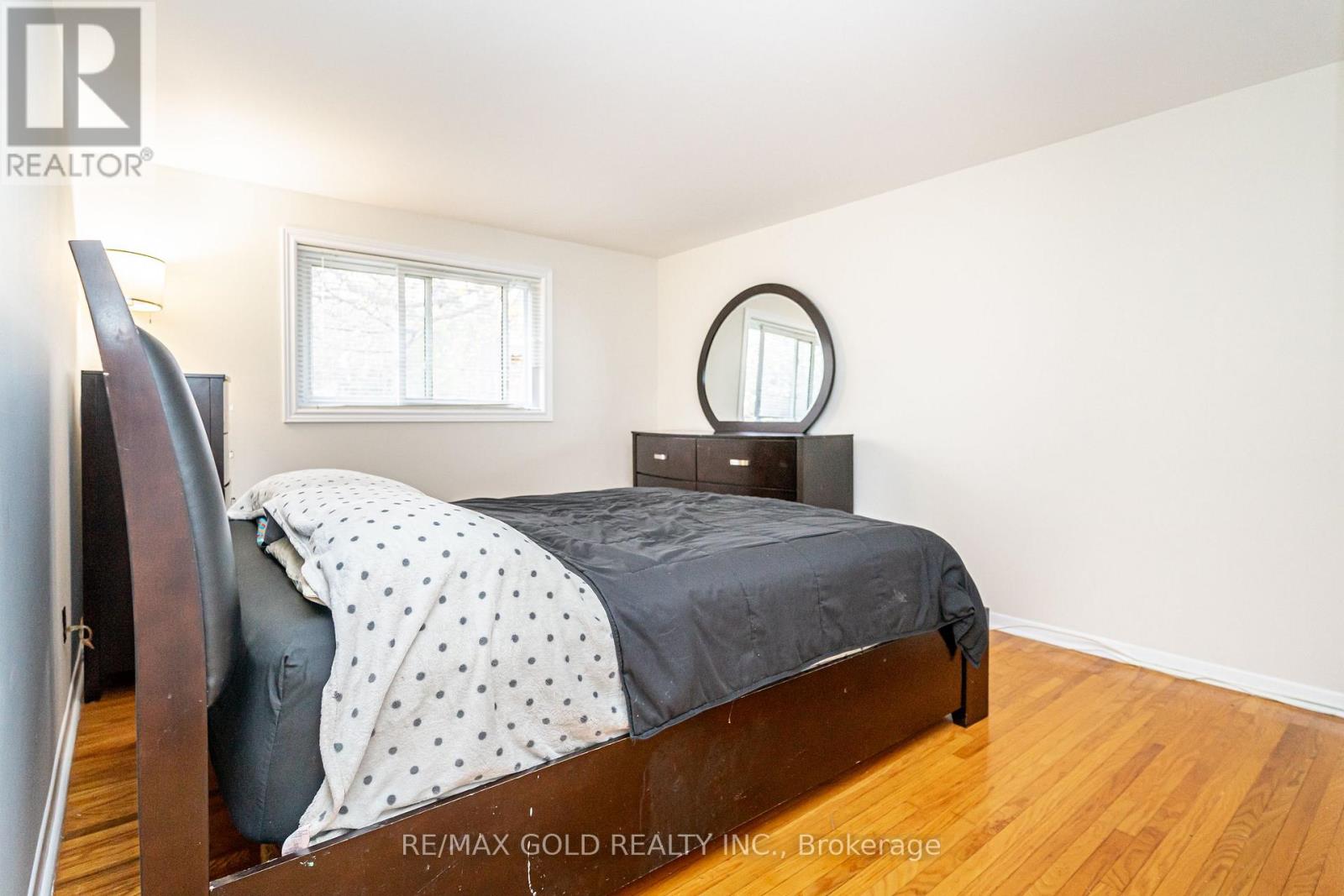 35 Duke Road, Brampton, Ontario  L6T 3J9 - Photo 19 - W12548030