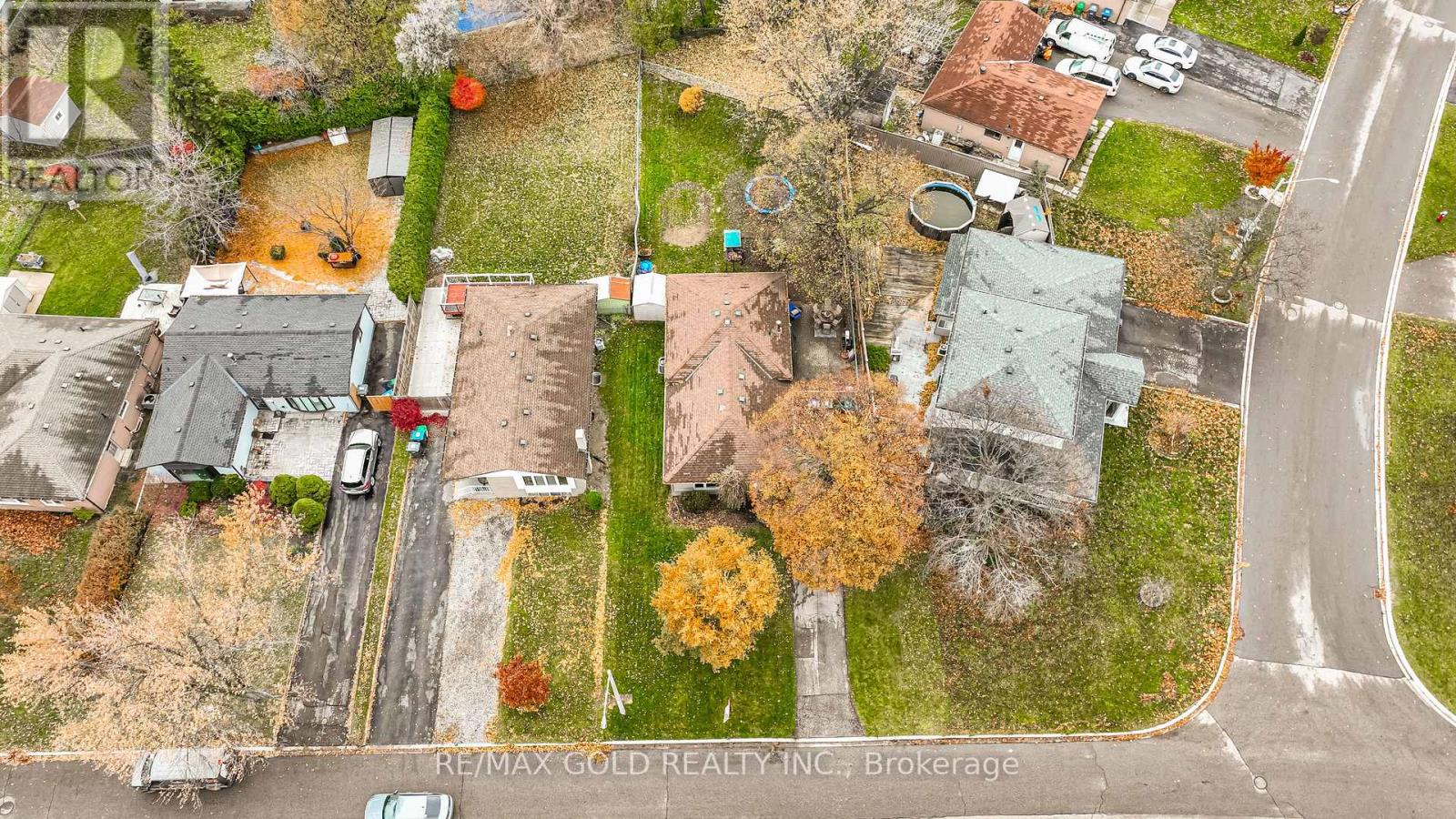 35 Duke Road, Brampton, Ontario  L6T 3J9 - Photo 40 - W12548030