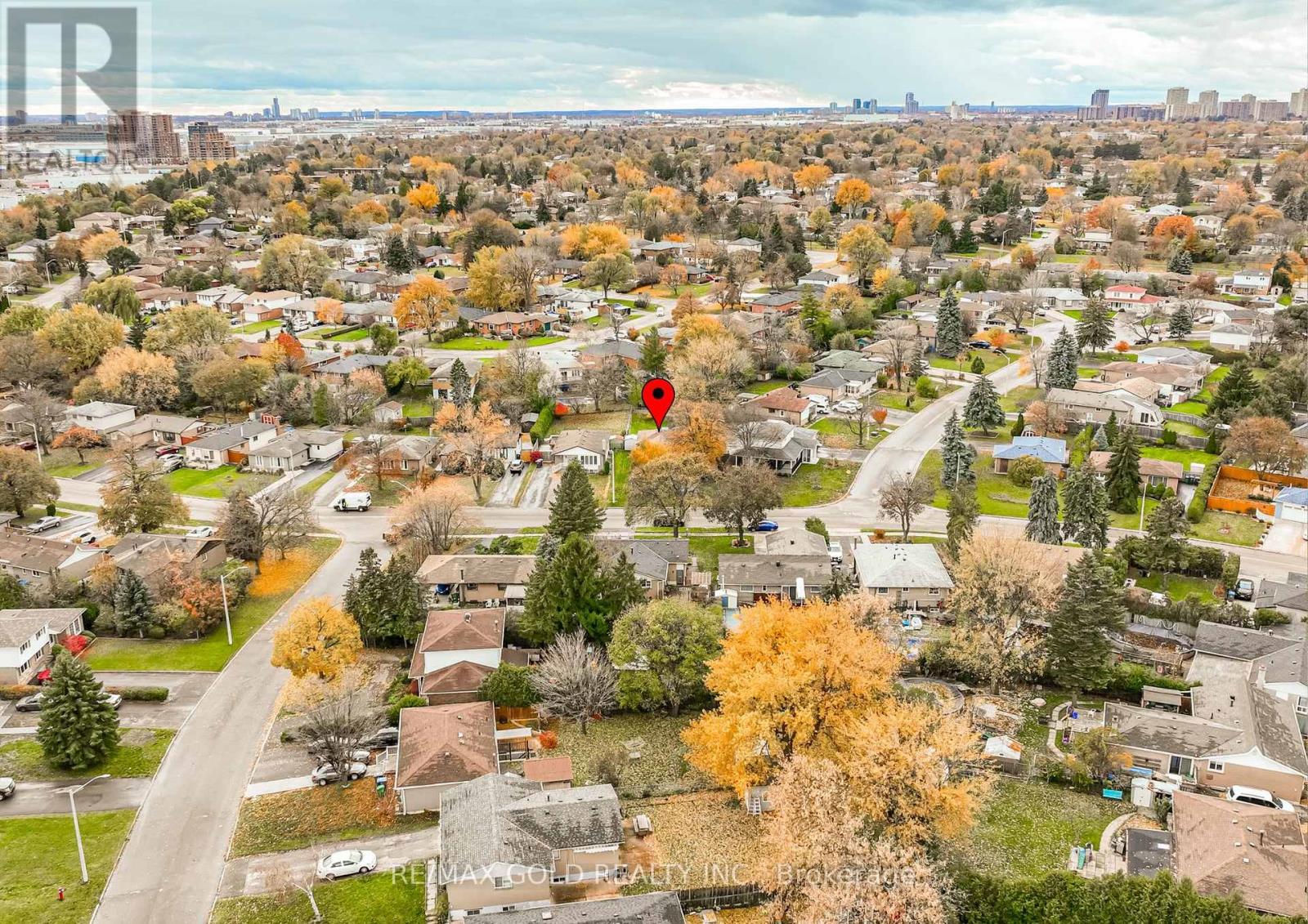 35 Duke Road, Brampton, Ontario  L6T 3J9 - Photo 43 - W12548030