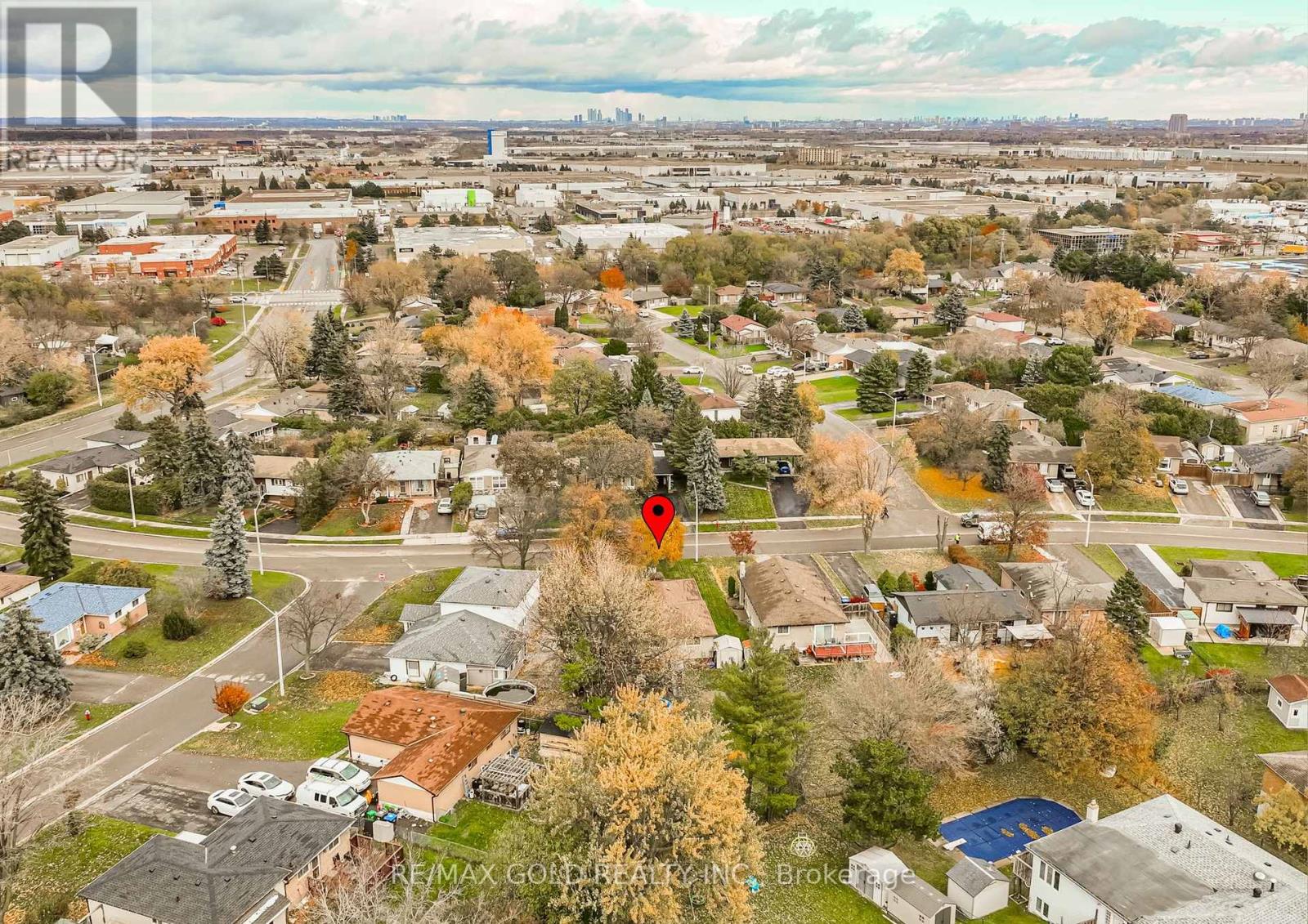 35 Duke Road, Brampton, Ontario  L6T 3J9 - Photo 45 - W12548030