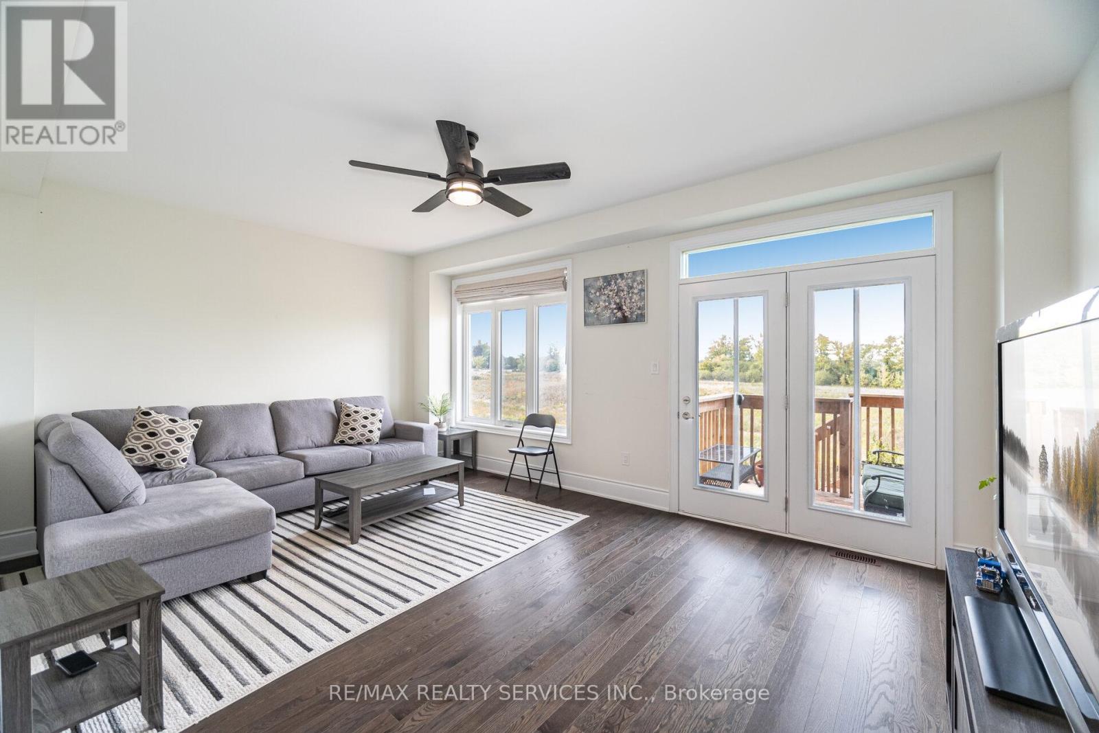 38 Foxsparrow Road, Brampton, Ontario  L6V 3P5 - Photo 19 - W12548072