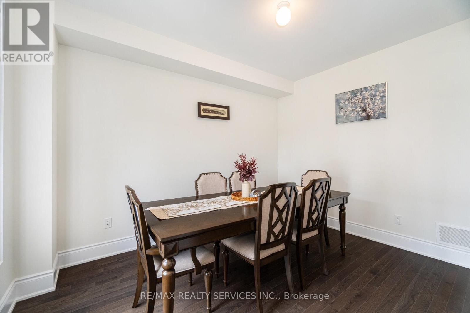 38 Foxsparrow Road, Brampton, Ontario  L6V 3P5 - Photo 22 - W12548072