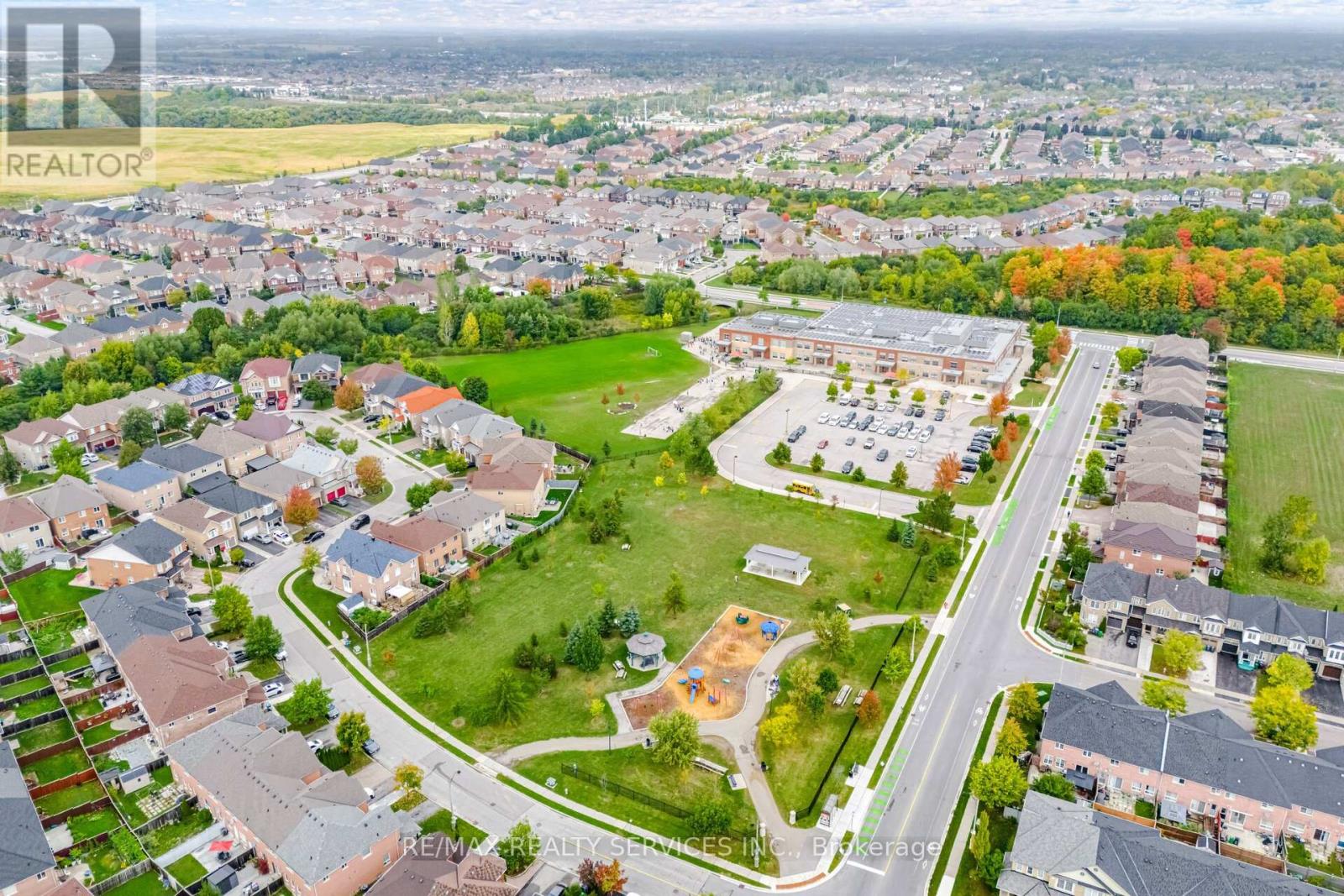 38 Foxsparrow Road, Brampton, Ontario  L6V 3P5 - Photo 48 - W12548072