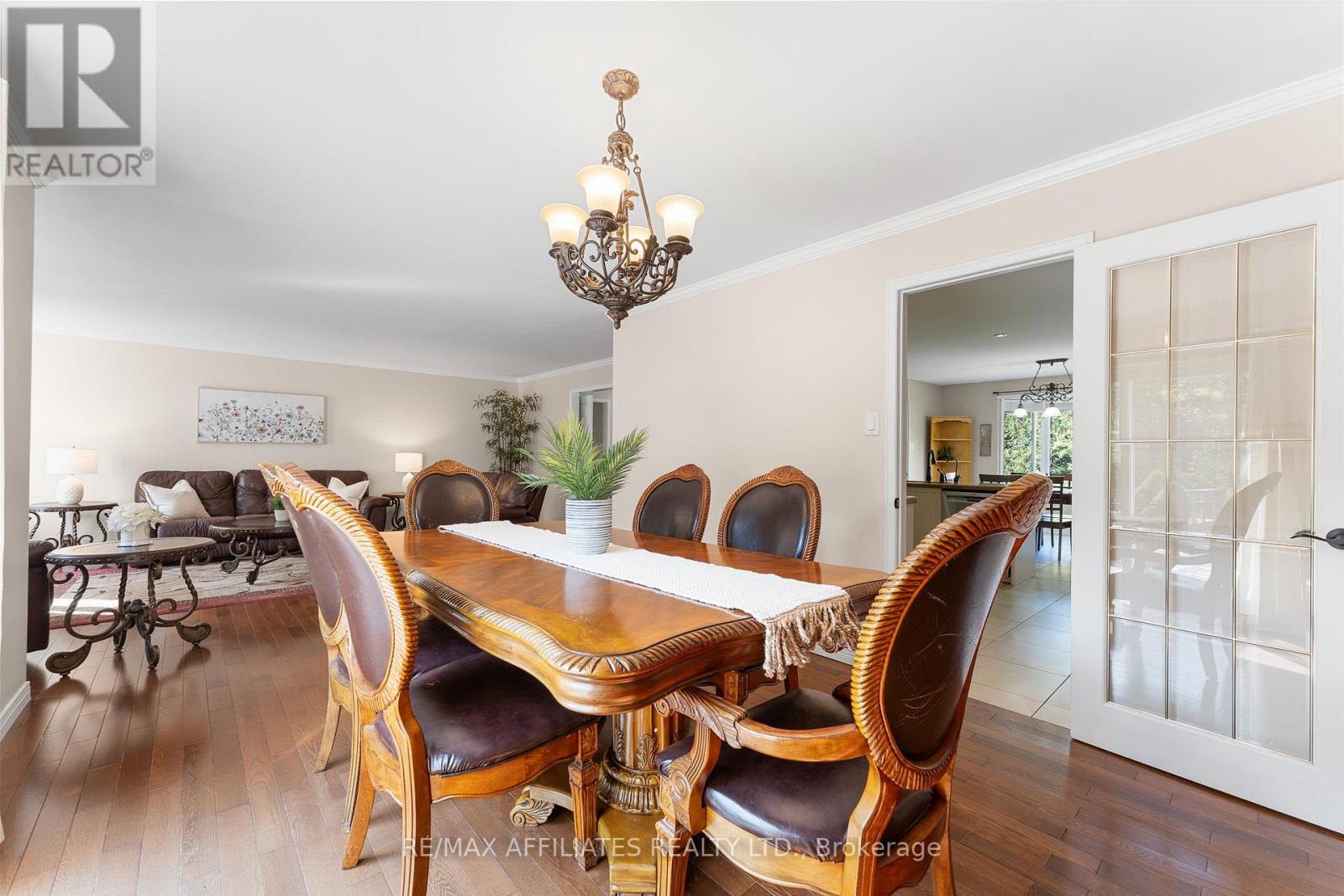 14 Panandrick View Drive, Ottawa, Ontario K2W 1A5 - Photo 11 - X12460798