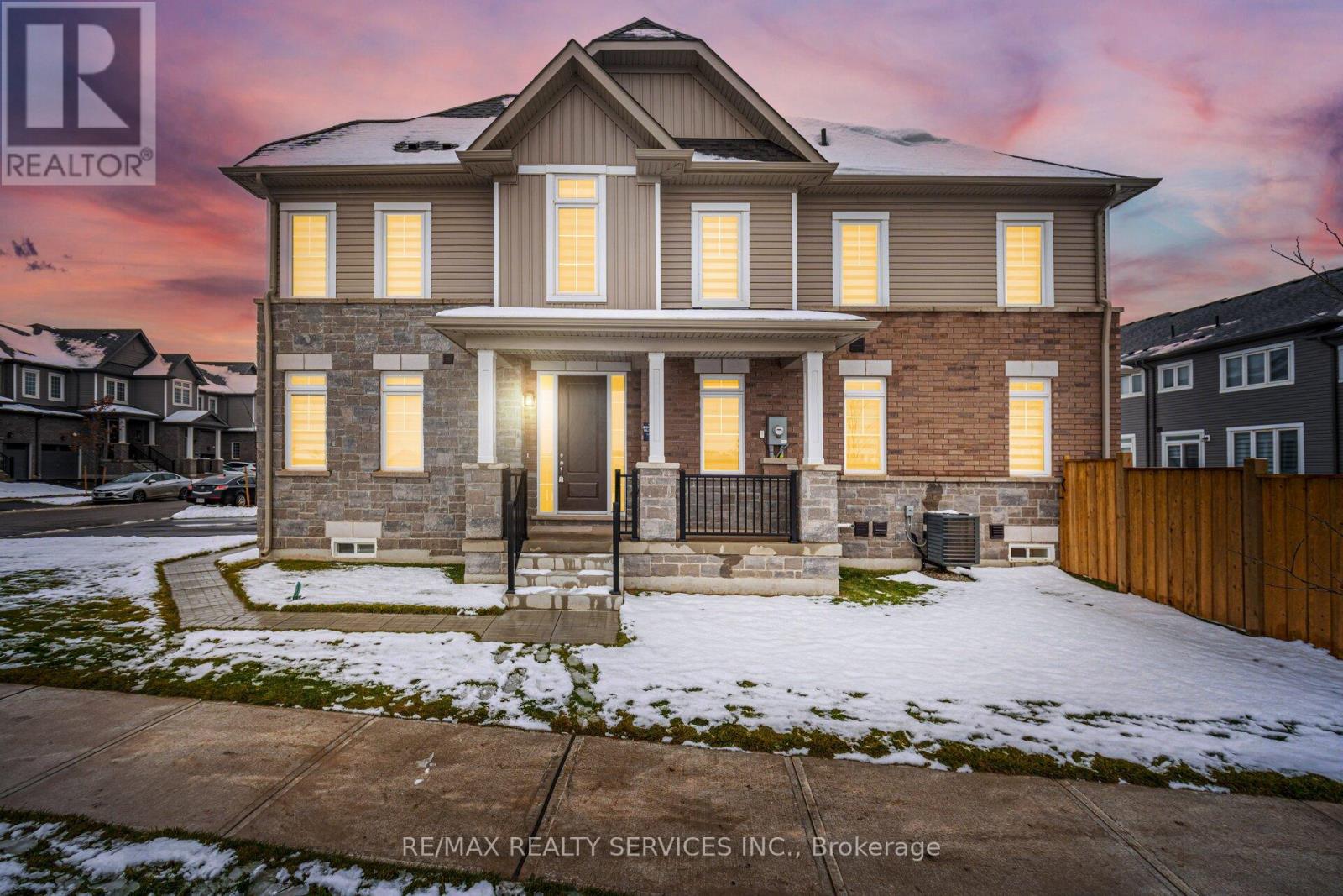 10 Conboy Drive, Erin, Ontario  N0B 1T0 - Photo 3 - X12548052