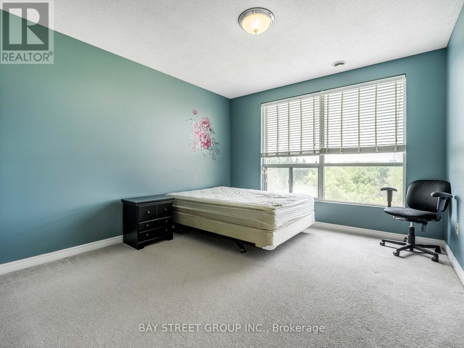 606 - 255 Keats Way, Waterloo, Ontario  N2L 6N6 - Photo 19 - X12548058