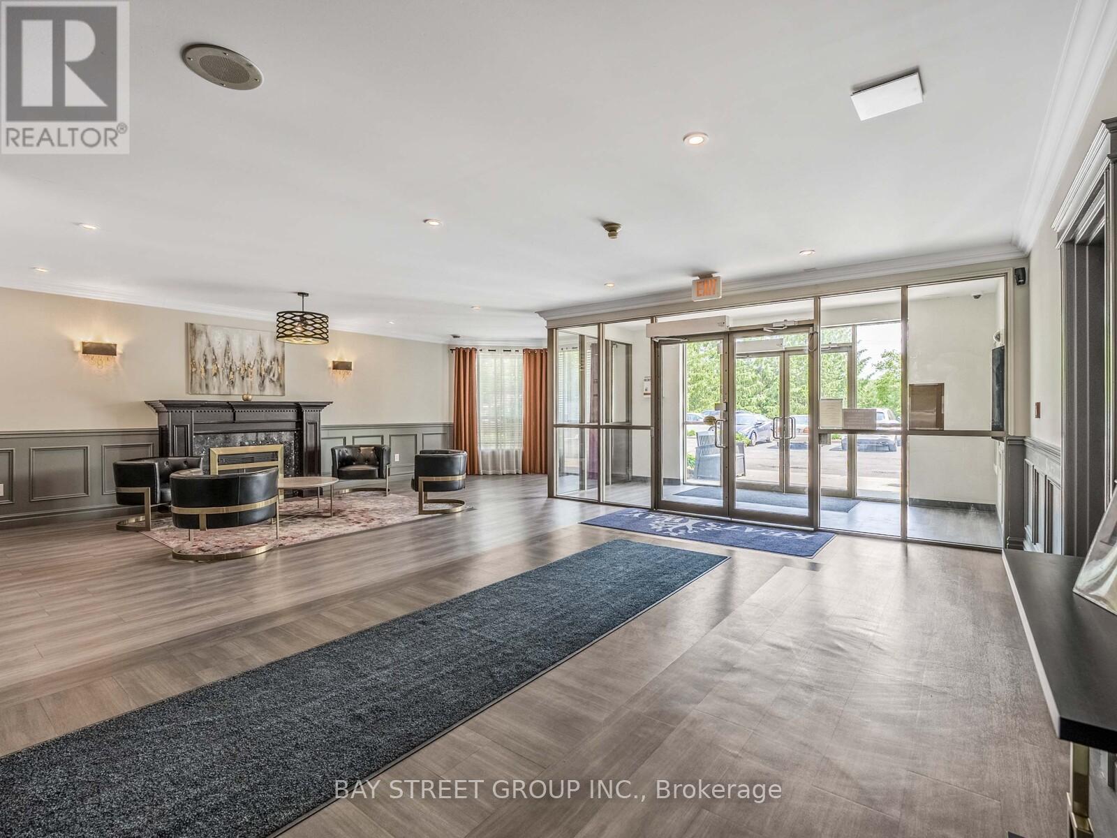 606 - 255 Keats Way, Waterloo, Ontario  N2L 6N6 - Photo 4 - X12548058