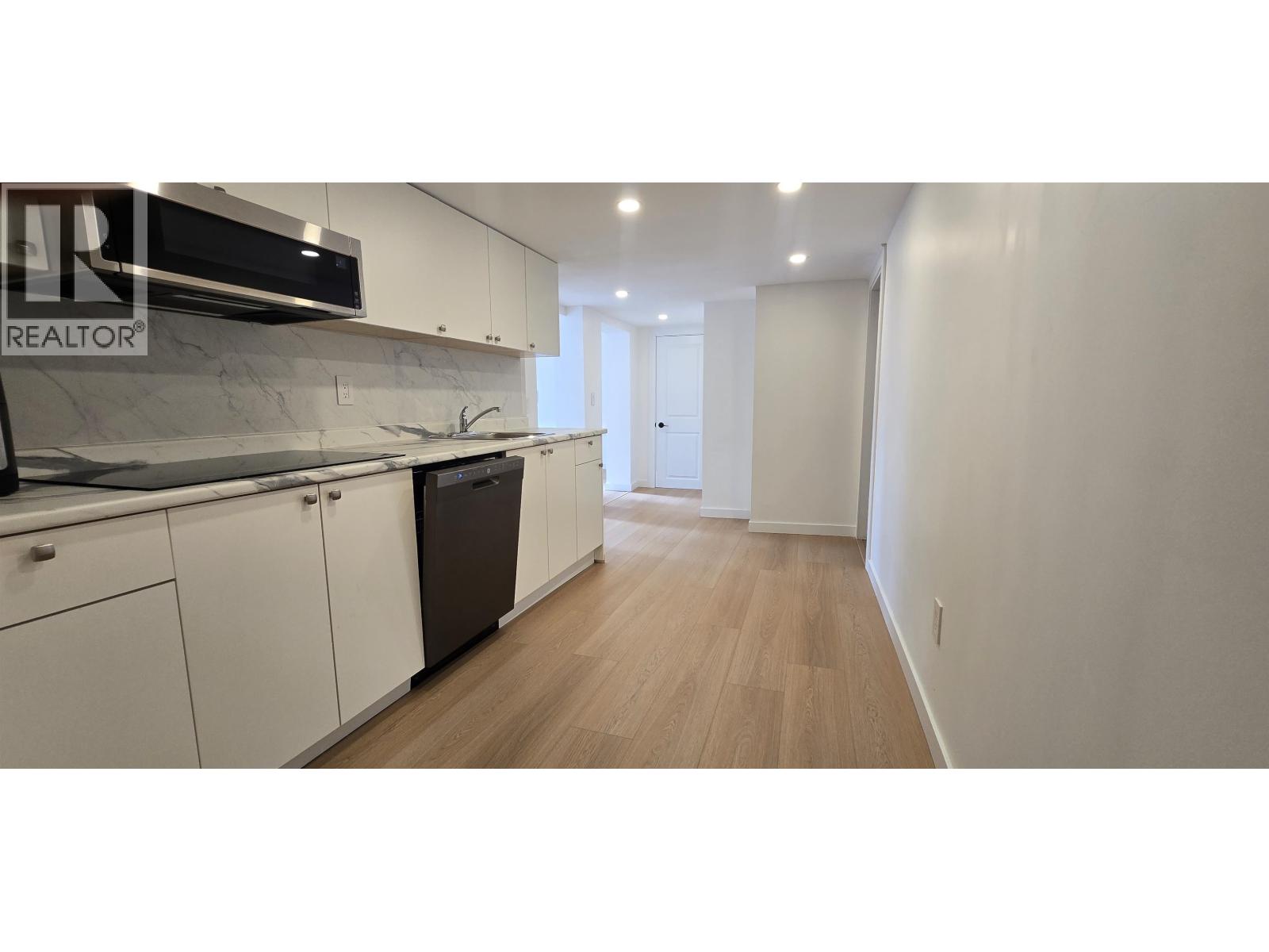 4097 Sunntcrest Drive, Vancouver, British Columbia  V7R 3E6 - Photo 11 - R3067692