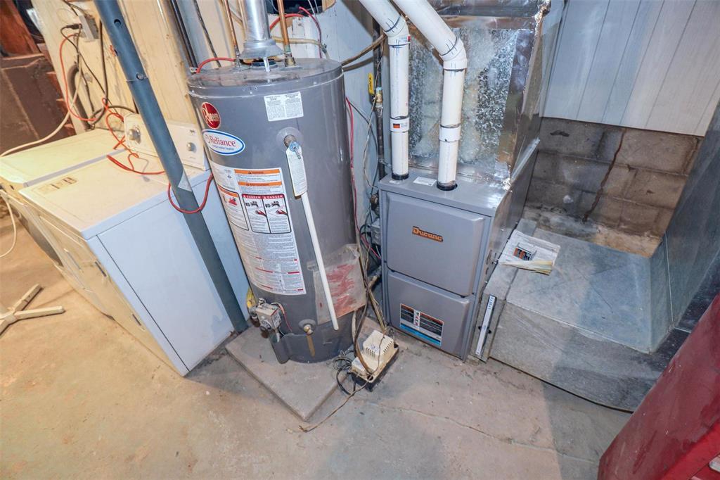 1834 Lismore Avenue, Winnipeg, Manitoba  R2R 0B1 - Photo 13 - 202528260