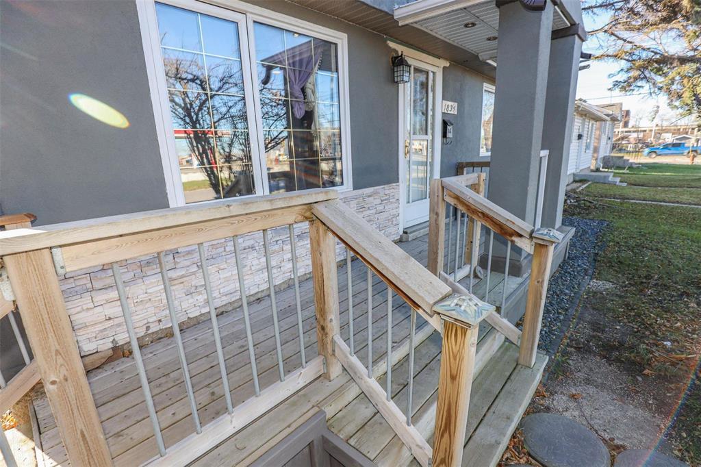 1834 Lismore Avenue, Winnipeg, Manitoba  R2R 0B1 - Photo 2 - 202528260