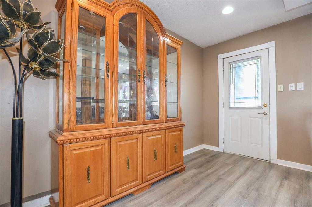 1834 Lismore Avenue, Winnipeg, Manitoba  R2R 0B1 - Photo 3 - 202528260