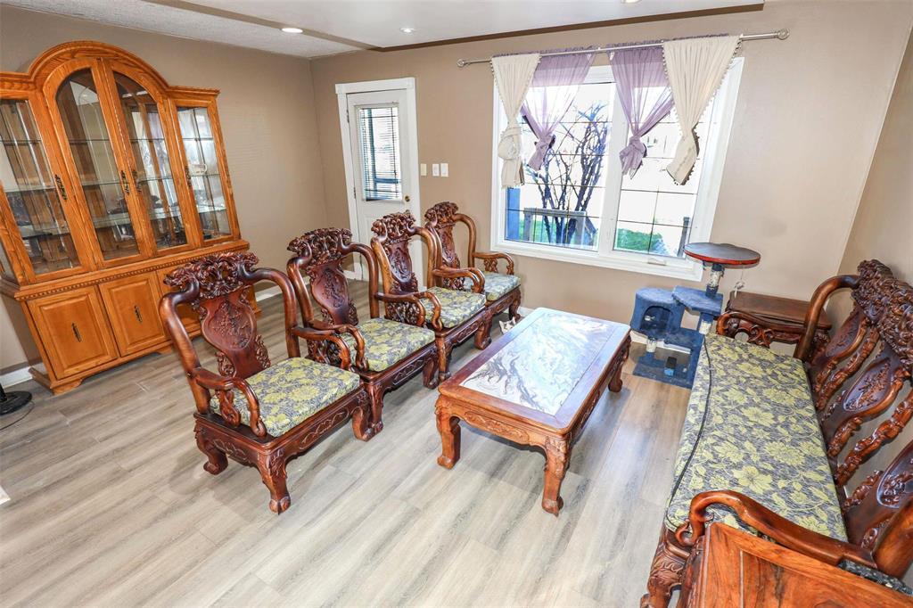 1834 Lismore Avenue, Winnipeg, Manitoba  R2R 0B1 - Photo 4 - 202528260