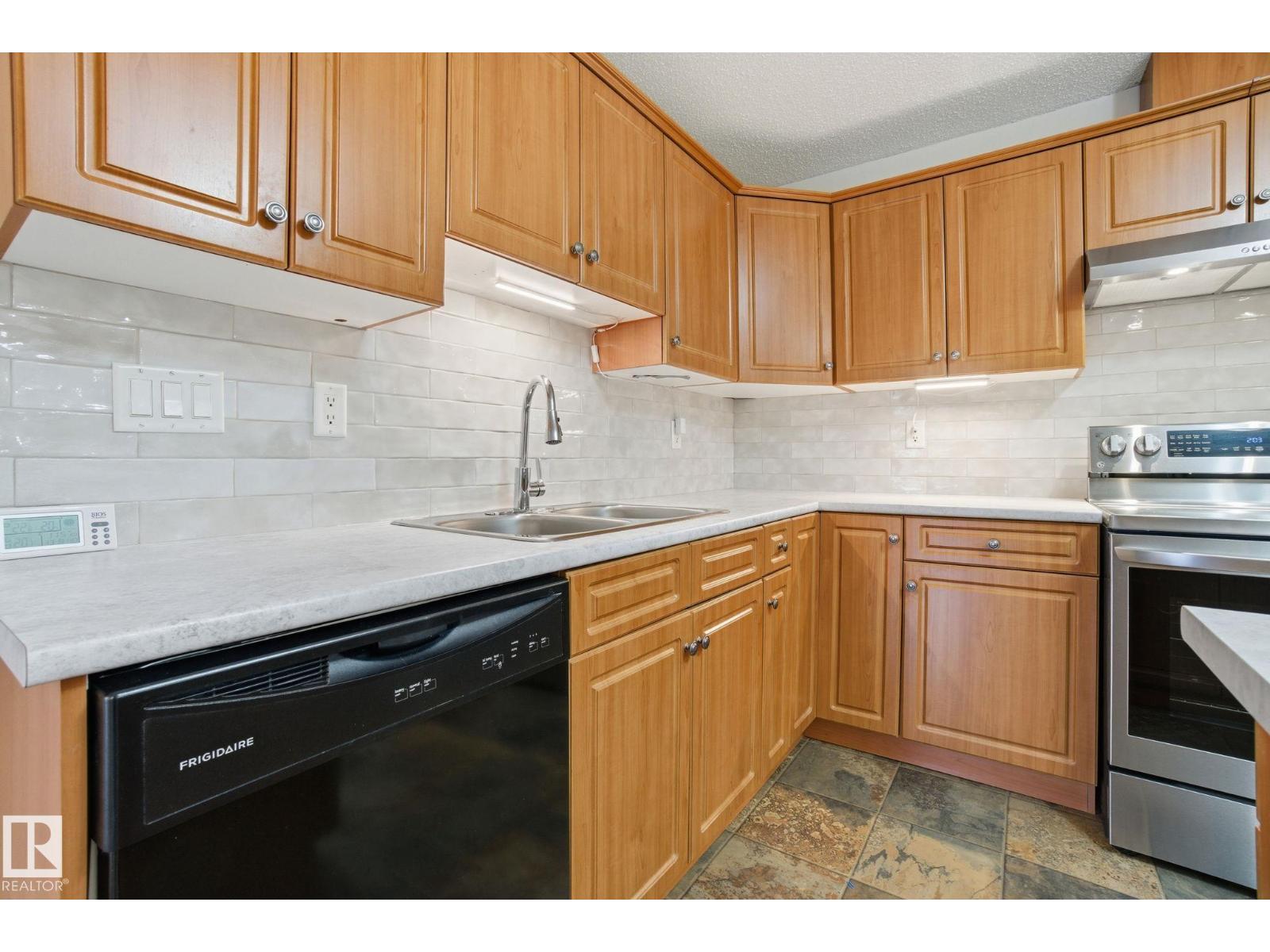 #219 7801 Golf Course Rd, Stony Plain, Alberta  T7Z 0C7 - Photo 6 - E4464675