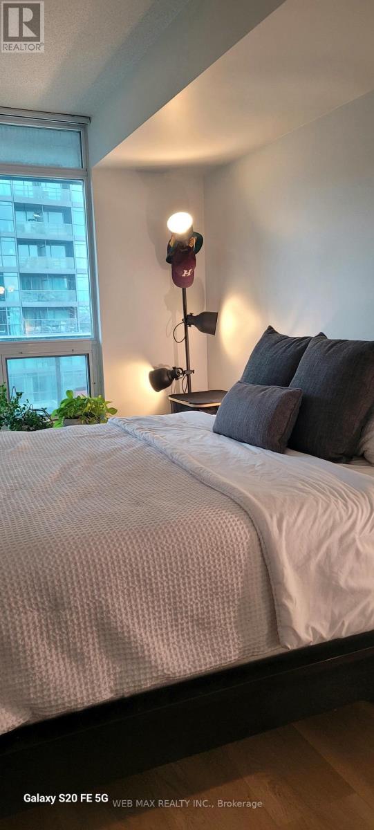 1006 - 231 Fort York Boulevard, Toronto, Ontario  M5V 1B2 - Photo 11 - C12548110