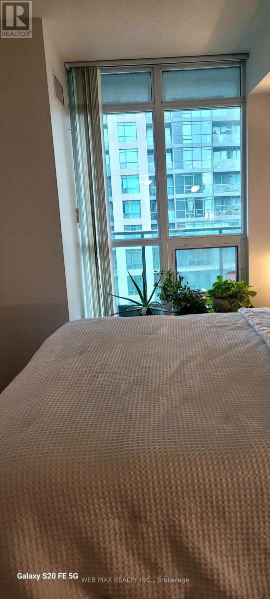 1006 - 231 Fort York Boulevard, Toronto, Ontario  M5V 1B2 - Photo 12 - C12548110