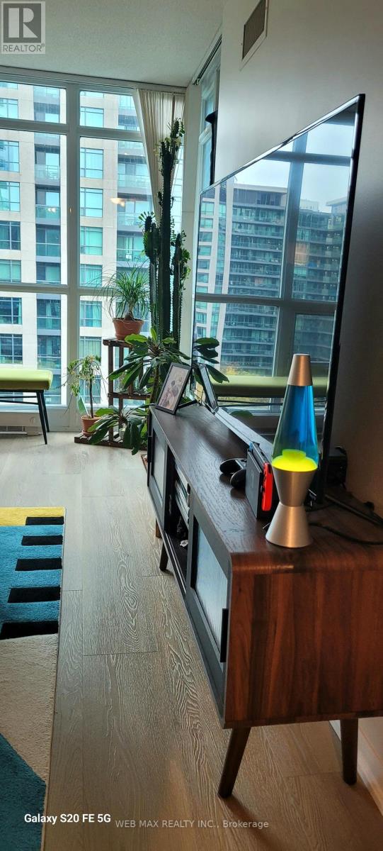 1006 - 231 Fort York Boulevard, Toronto, Ontario  M5V 1B2 - Photo 6 - C12548110