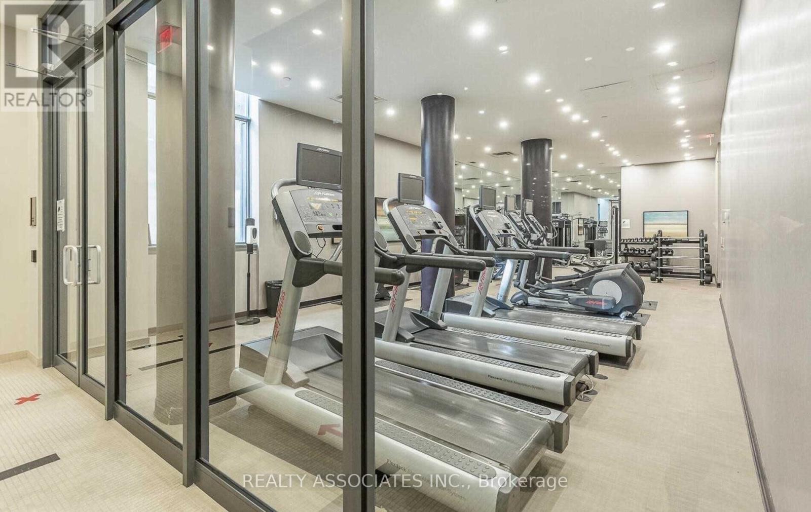 1908 - 770 Bay Street, Toronto, Ontario  M5G 0A6 - Photo 12 - C12548122