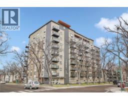 708 550 4th AVENUE N City Park