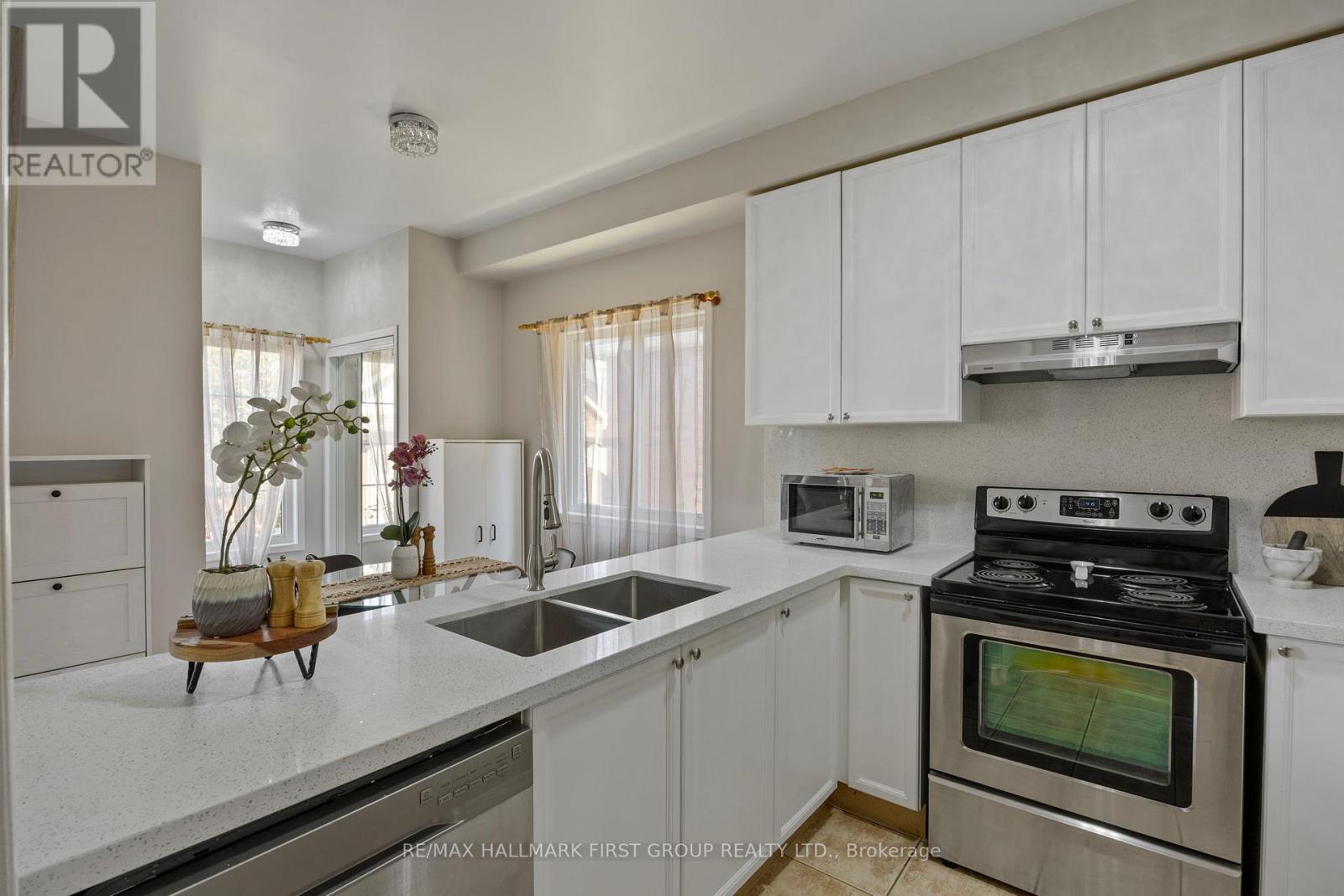 35 Salt Drive, Ajax, Ontario  L1S 7P5 - Photo 15 - E12548086