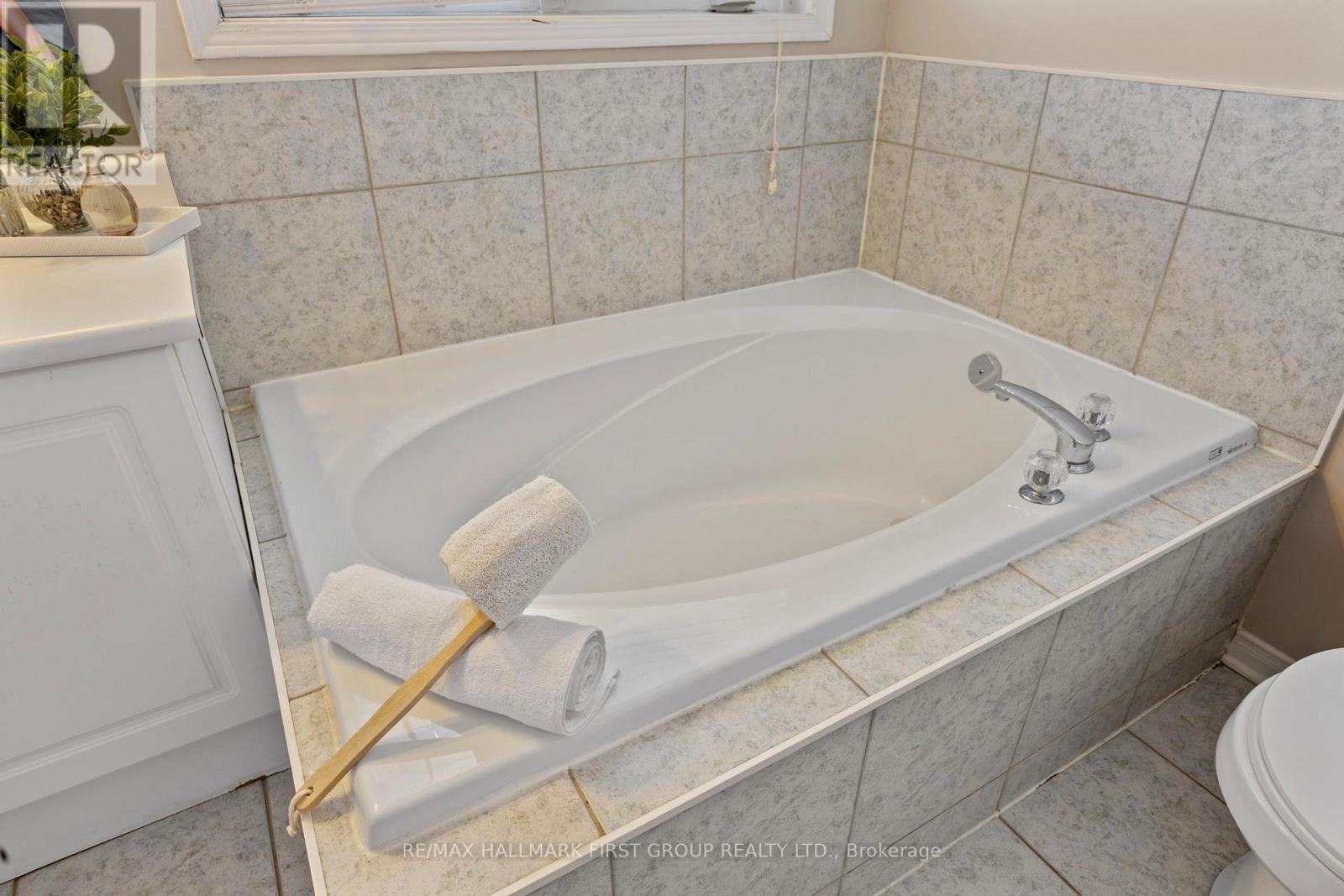 35 Salt Drive, Ajax, Ontario  L1S 7P5 - Photo 27 - E12548086