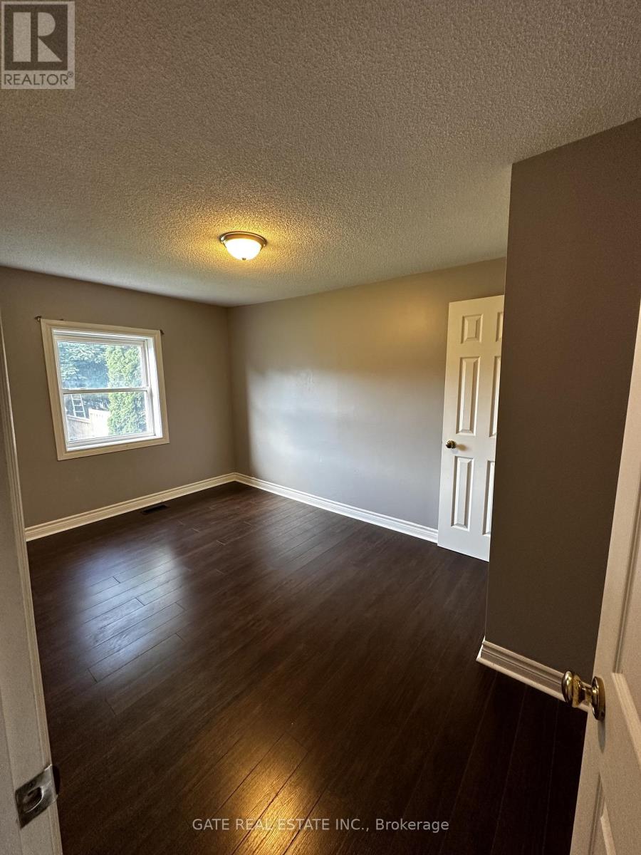 86 Bond Crescent, Richmond Hill, Ontario  L4E 3K7 - Photo 14 - N12548096