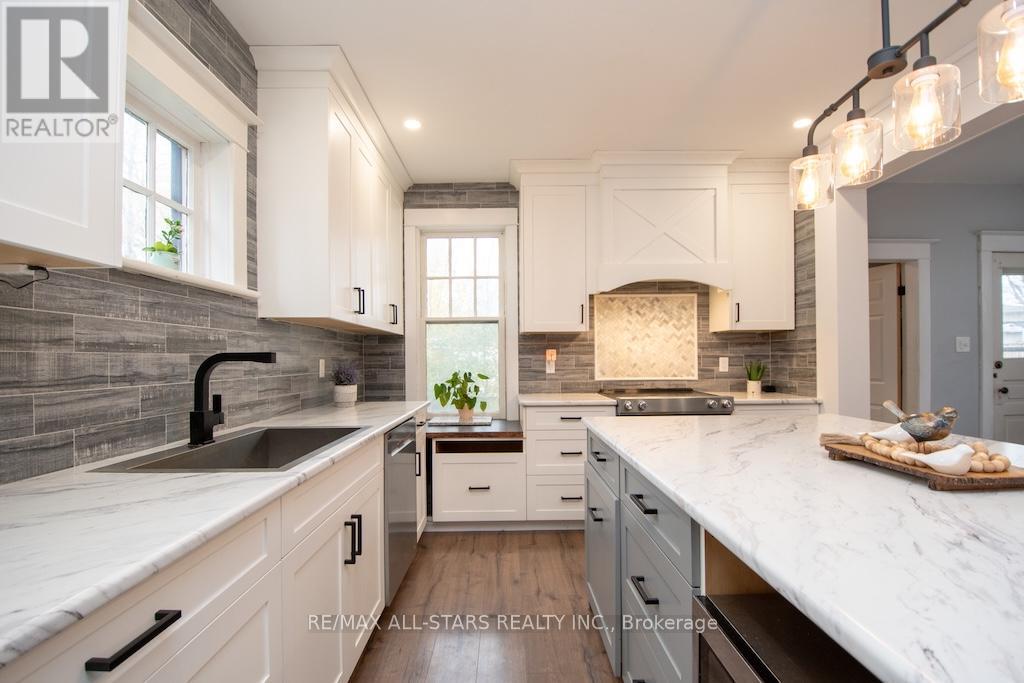 2 St. Patrick Street, Kawartha Lakes, Ontario  K9V 1R1 - Photo 13 - X12548210