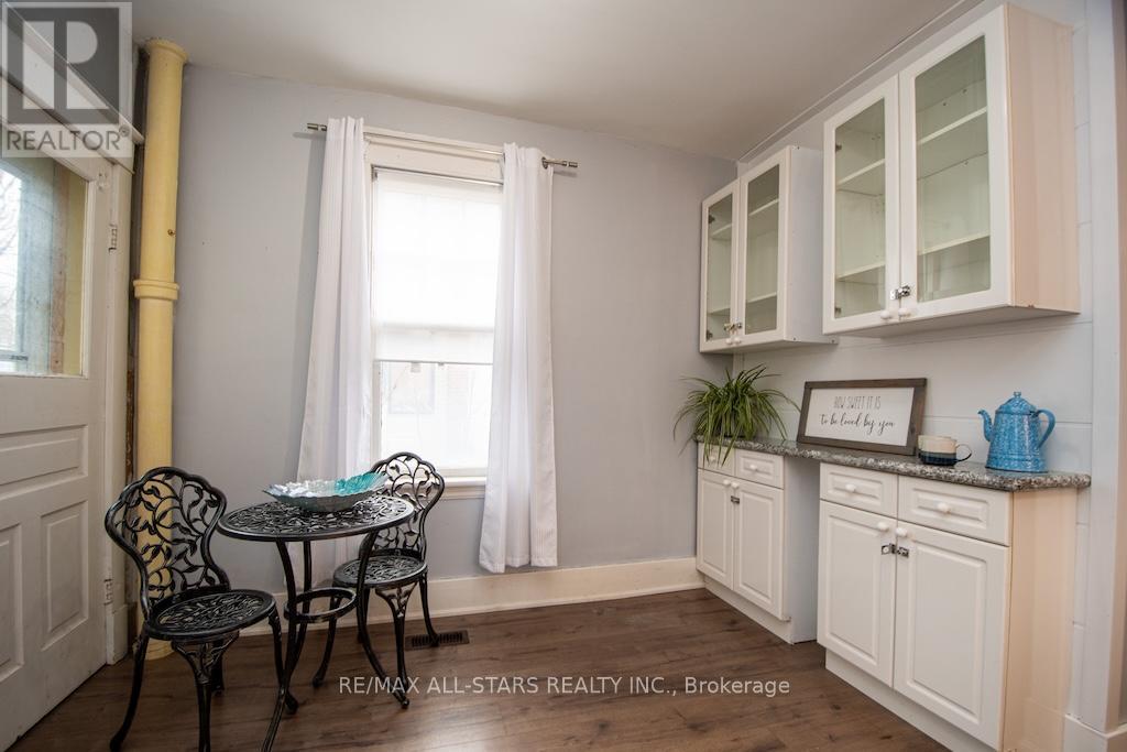 2 St. Patrick Street, Kawartha Lakes, Ontario  K9V 1R1 - Photo 16 - X12548210