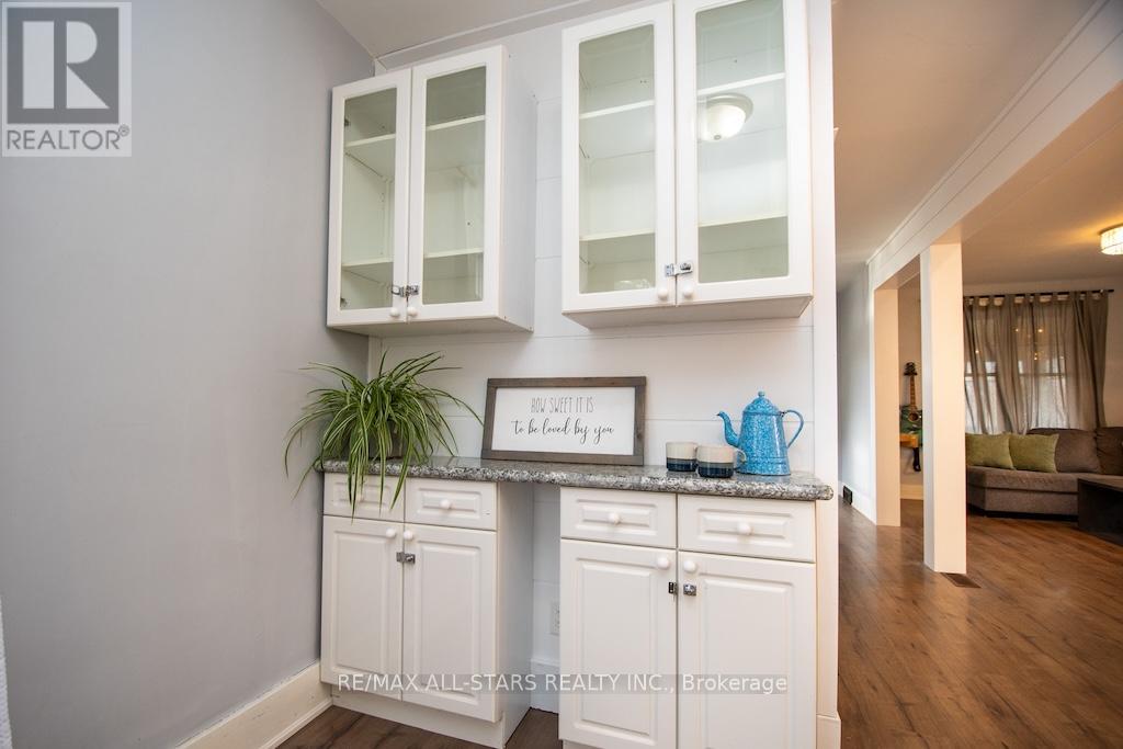 2 St. Patrick Street, Kawartha Lakes, Ontario  K9V 1R1 - Photo 19 - X12548210