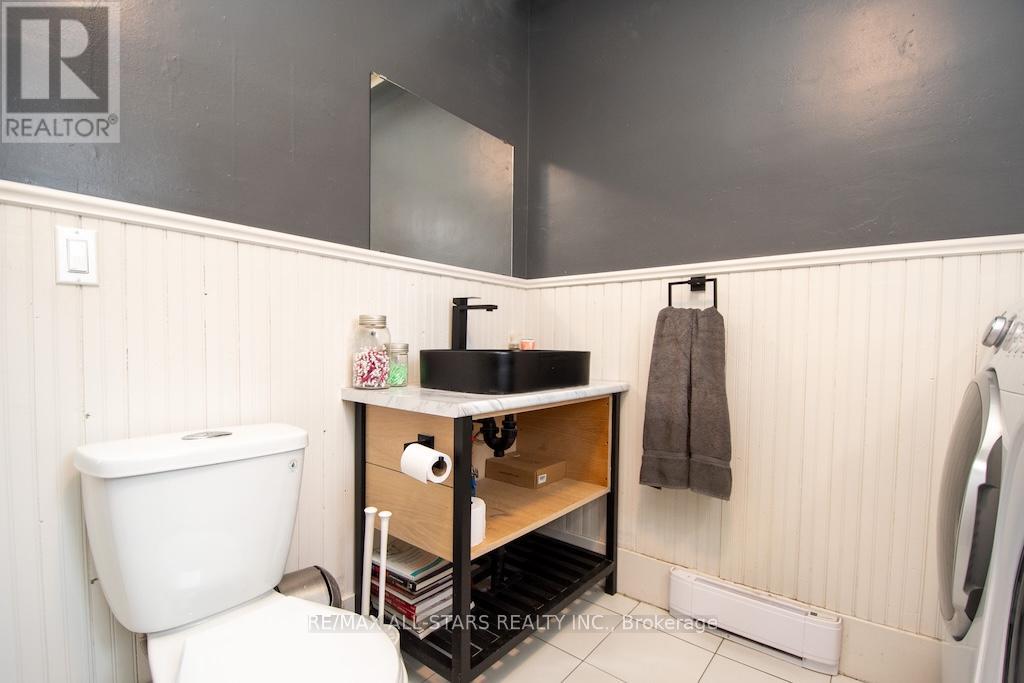 2 St. Patrick Street, Kawartha Lakes, Ontario  K9V 1R1 - Photo 21 - X12548210