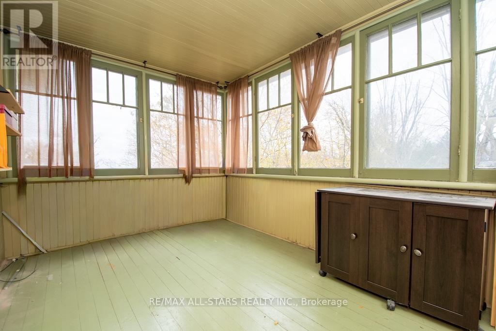 2 St. Patrick Street, Kawartha Lakes, Ontario  K9V 1R1 - Photo 22 - X12548210