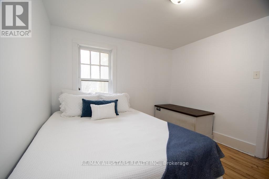 2 St. Patrick Street, Kawartha Lakes, Ontario  K9V 1R1 - Photo 27 - X12548210