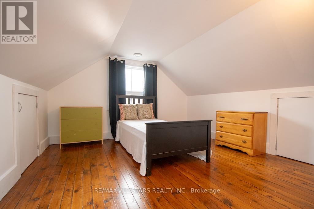 2 St. Patrick Street, Kawartha Lakes, Ontario  K9V 1R1 - Photo 30 - X12548210