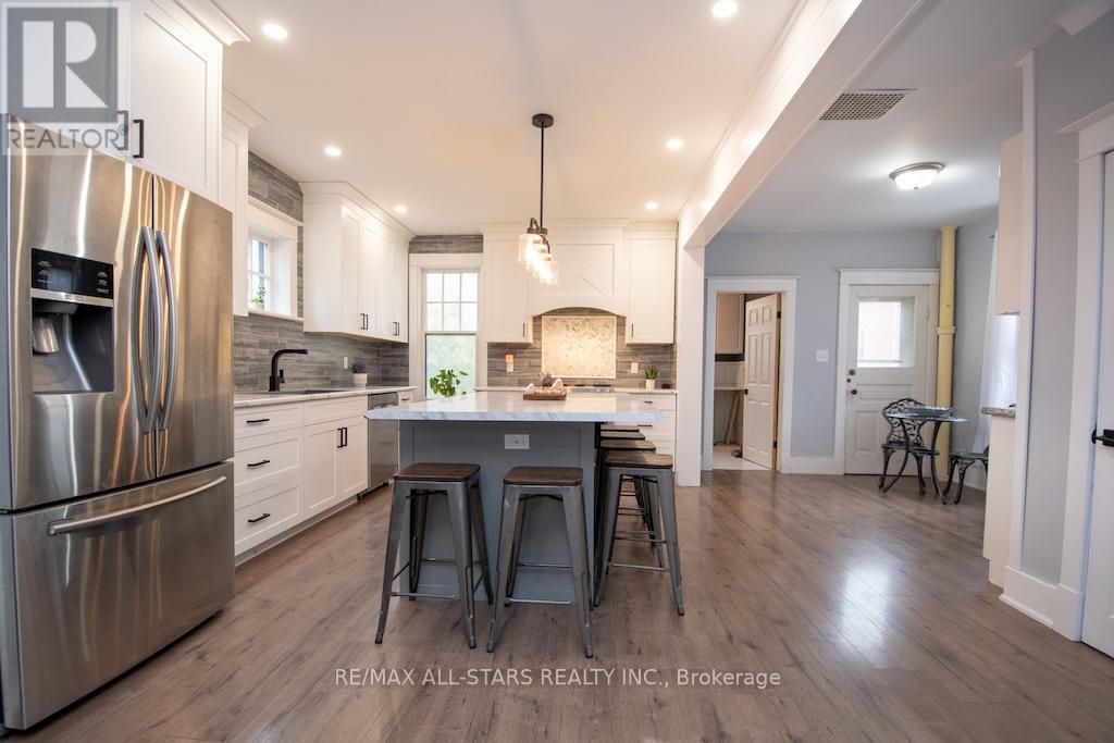 2 St. Patrick Street, Kawartha Lakes, Ontario  K9V 1R1 - Photo 8 - X12548210