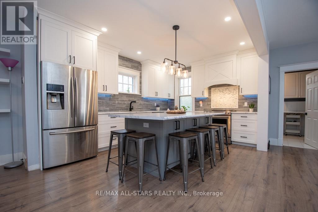 2 St. Patrick Street, Kawartha Lakes, Ontario  K9V 1R1 - Photo 9 - X12548210