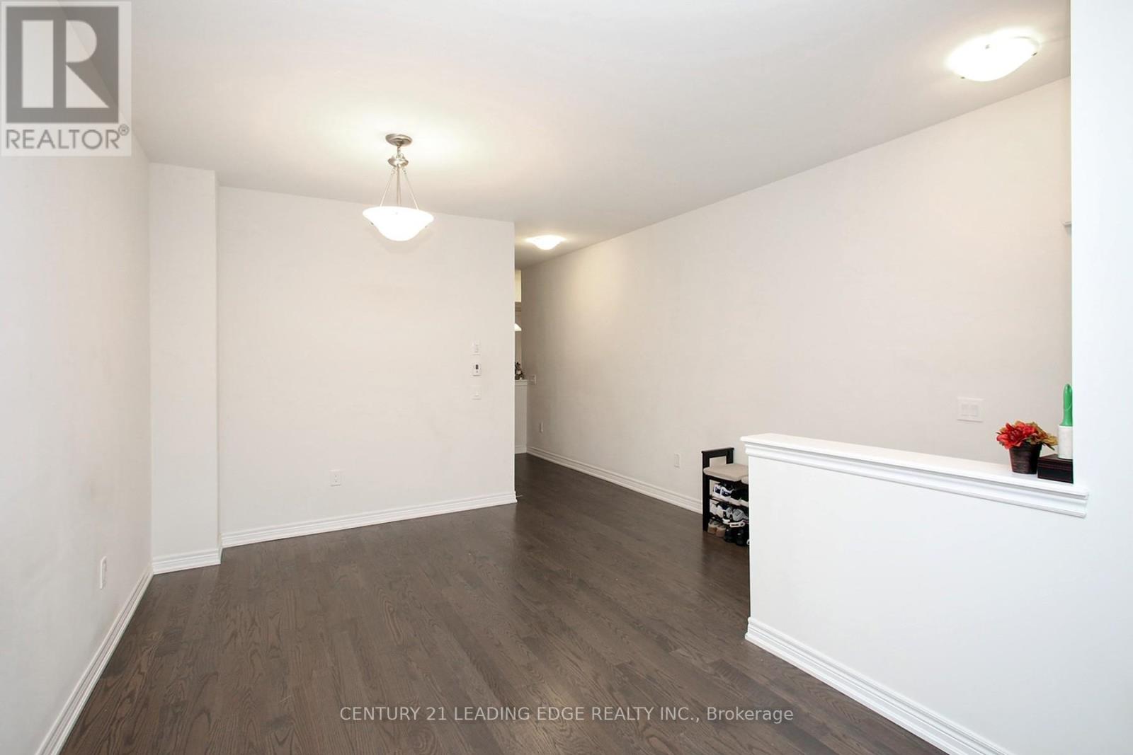 7 Frederick Pearson Street, East Gwillimbury, Ontario L9N 0R9 - Photo 7 - N12546316