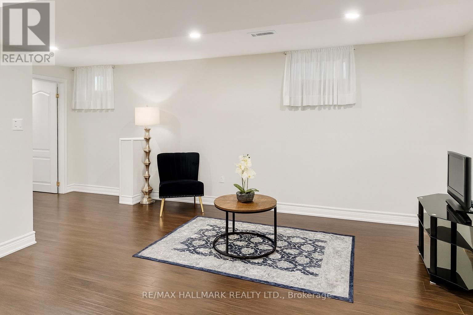 Bsm - 92 Weldrick Road E, Richmond Hill, Ontario  L4C 8T7 - Photo 10 - N12452876